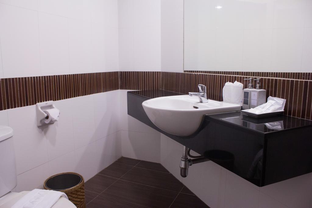 Hatyai Holiday Hotel Hat Yai Bagian luar foto