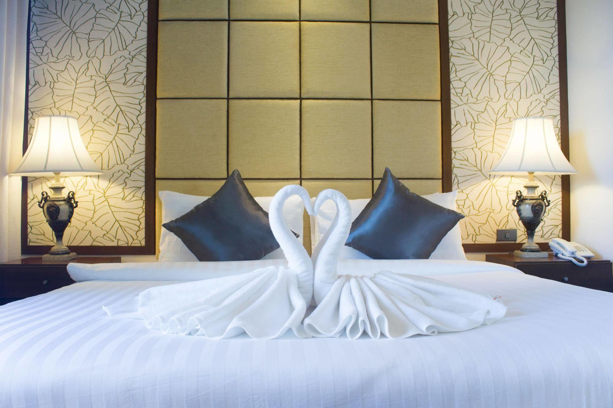 Hatyai Holiday Hotel Hat Yai Bagian luar foto